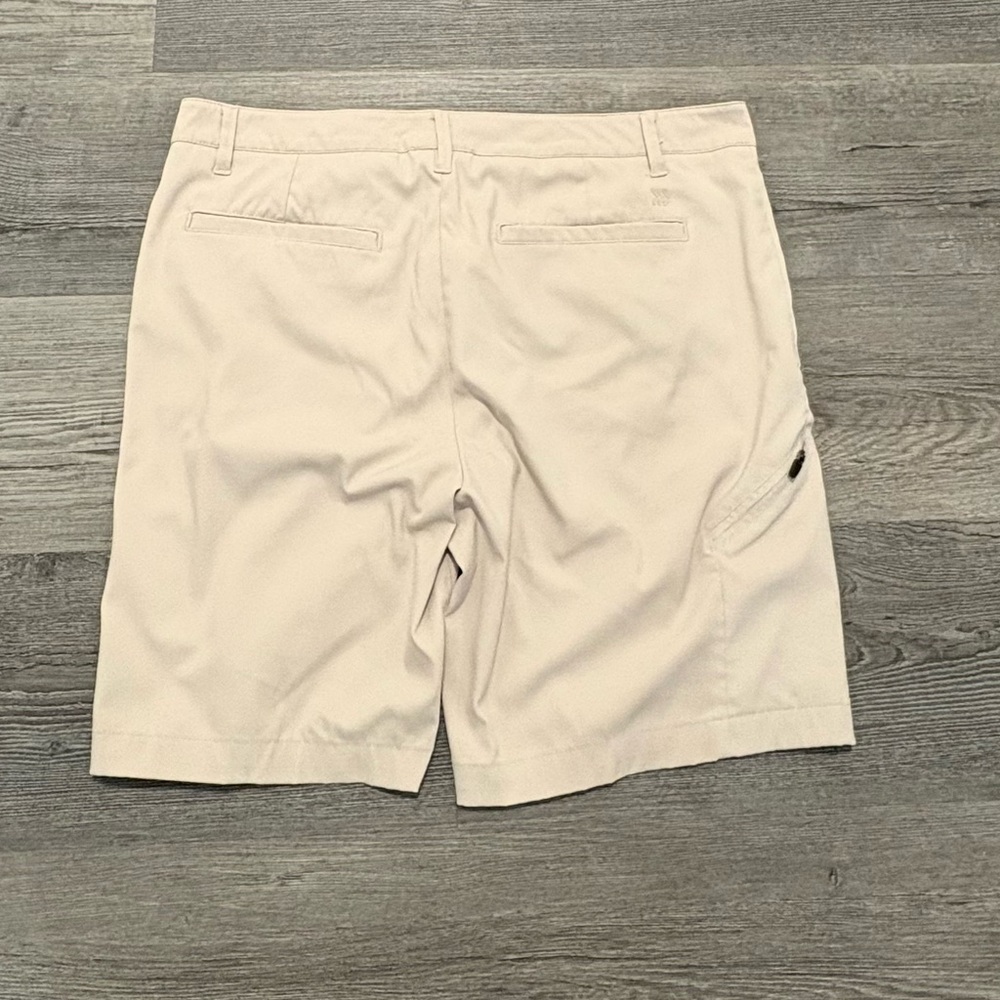 All in Motion Cream Men's Athletic Chino or Golf Shorts. Size 34 - Picture 7 of 7
